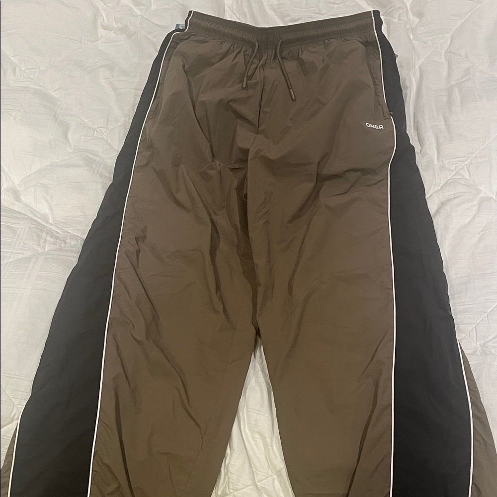 Oner active oversized piped woven straight leg track bottoms moss brown—small